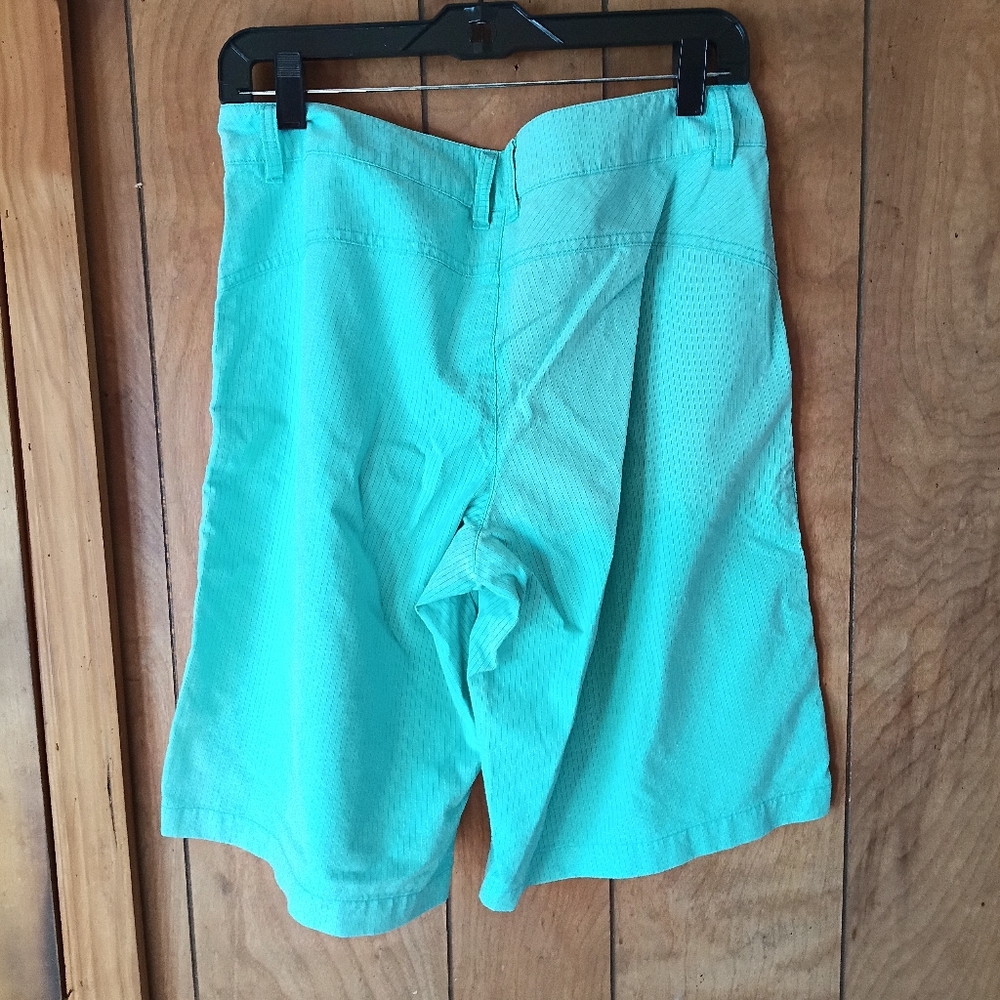 Merrell Women’s Teal Performance Shorts Size 8 NWT Lightweight Outdoor Hiking - Picture 4 of 4
